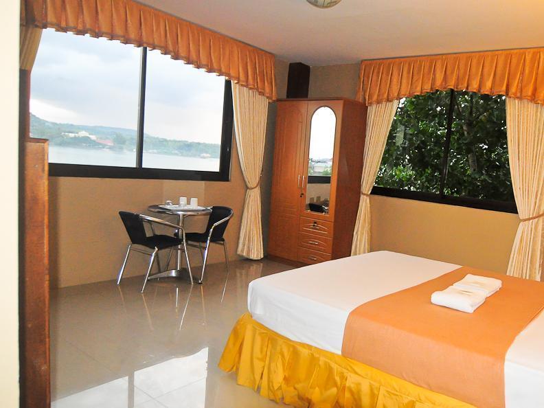 The Royal Coast Tourist Inn Panglao-stad Buitenkant foto